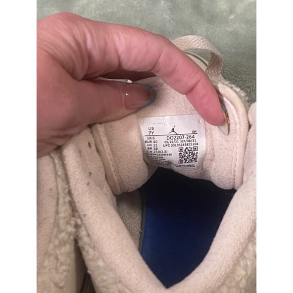 Air Jordan 1 Mid "Swoosh Light Madder Root" – Size 7Y (Women's 8.5–9) - Picture 7 of 8